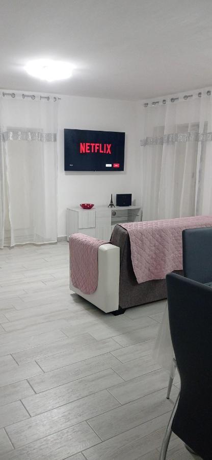 Nunzia'S House Napoli Apartment ภายนอก รูปภาพ