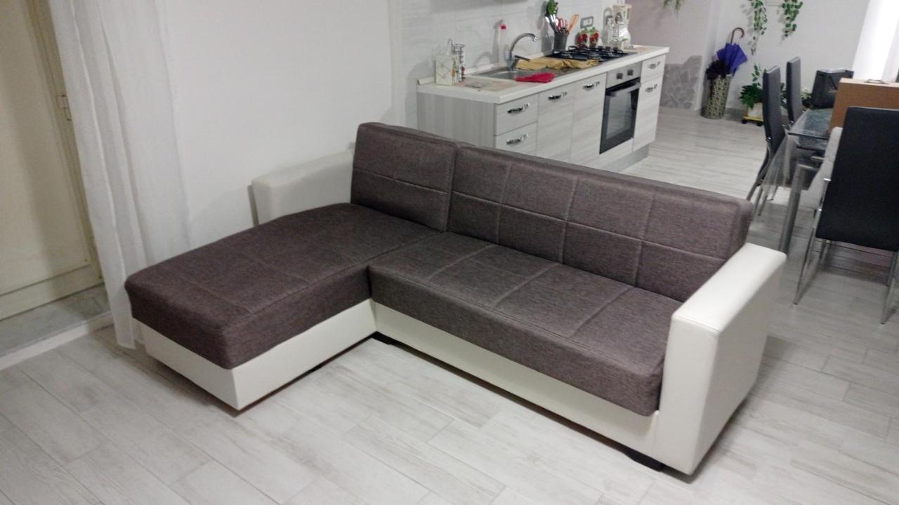 Nunzia'S House Napoli Apartment ภายนอก รูปภาพ
