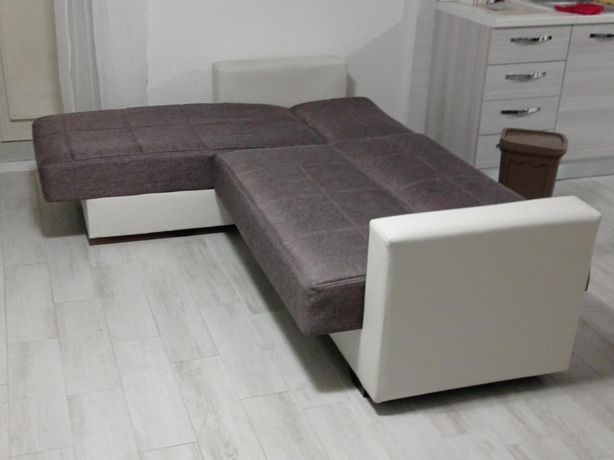 Nunzia'S House Napoli Apartment ภายนอก รูปภาพ